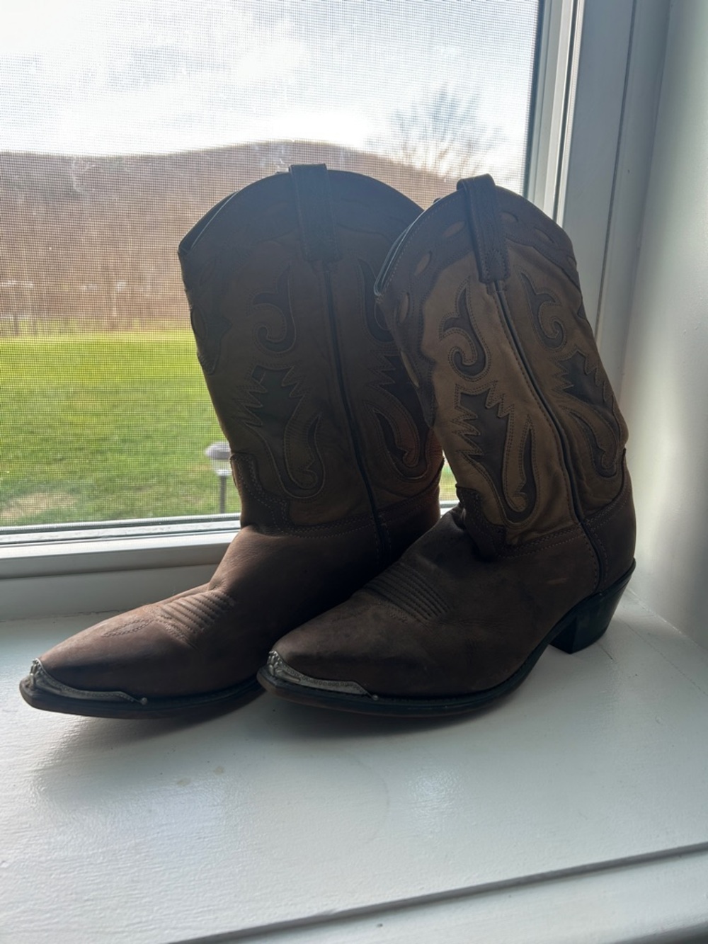 Brown Western Cowboy Boots for Women - Classic Style